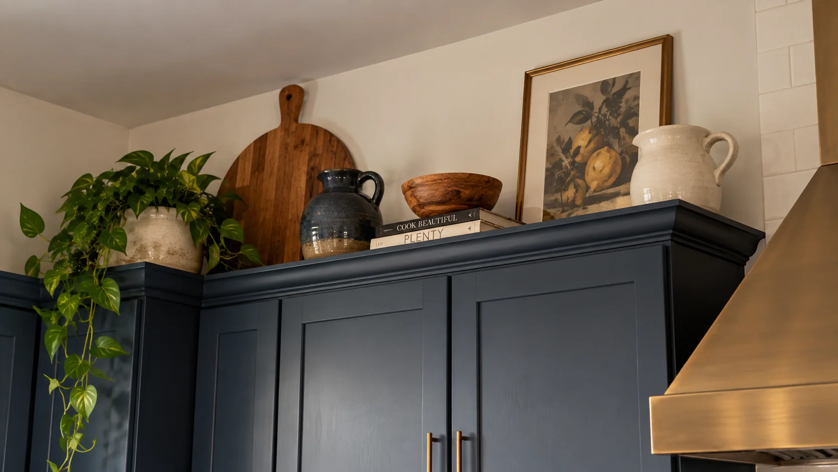 Decorating Ideas for Above the Kitchen Cabinets